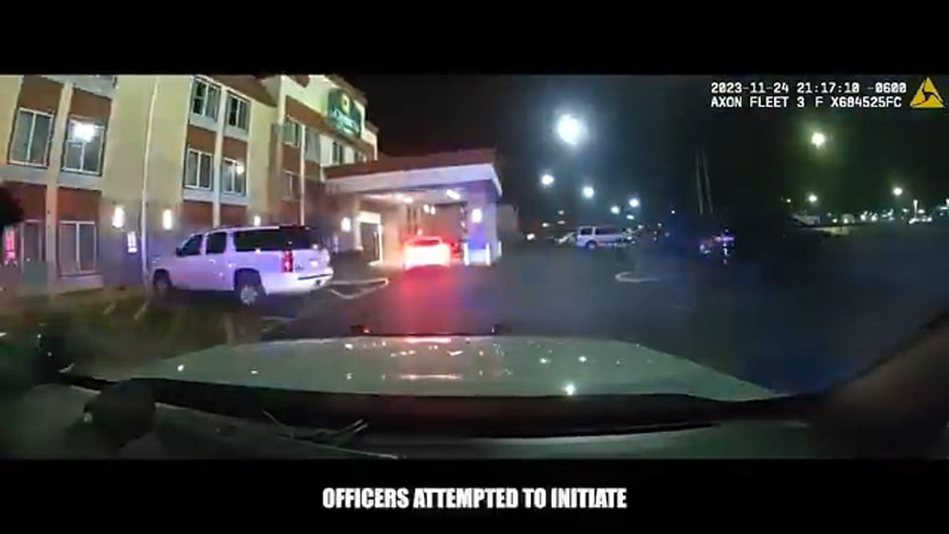 H1807012_Uber Driver Refuses to Pull Over for Police, Ends Badly#feed #trending #poilcebodycam #facebook #usapolice #PoliceInves