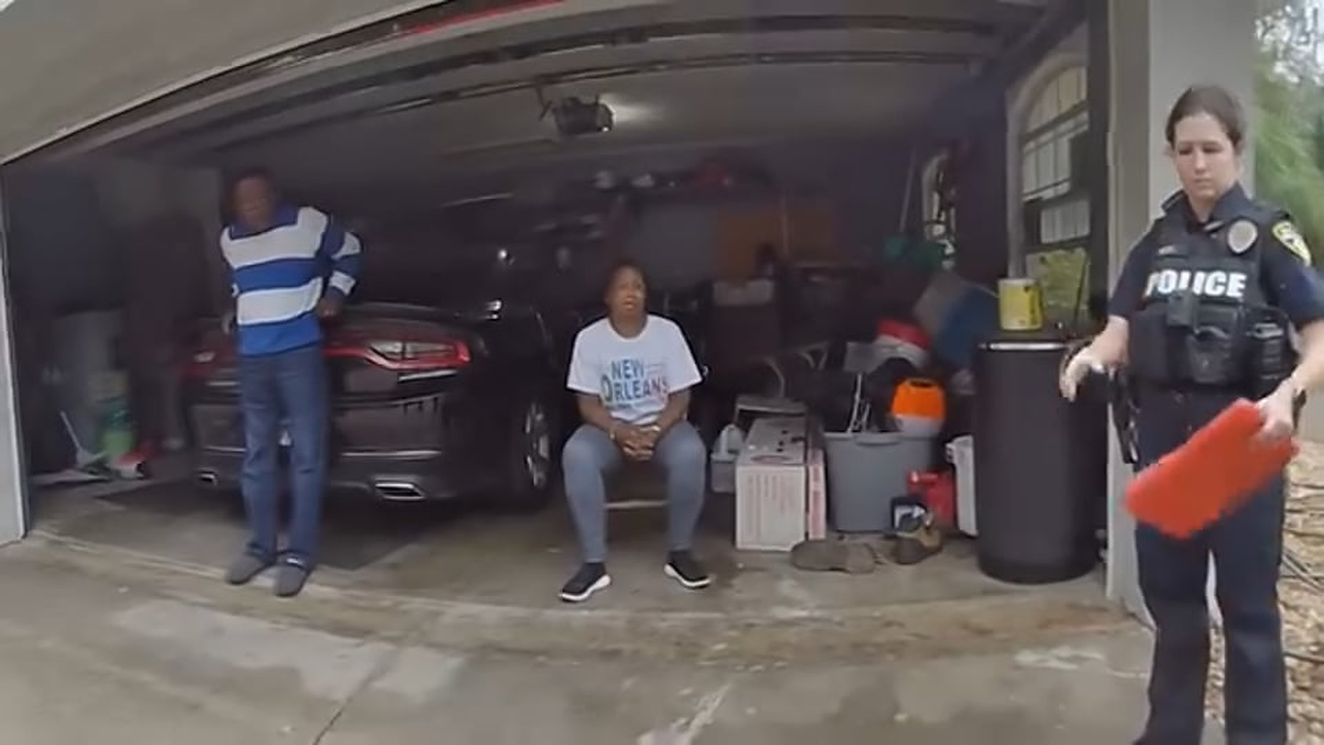 H2207044_304. Lady Calls 911 To Kick Her 22yo Son Out, Ends Badly