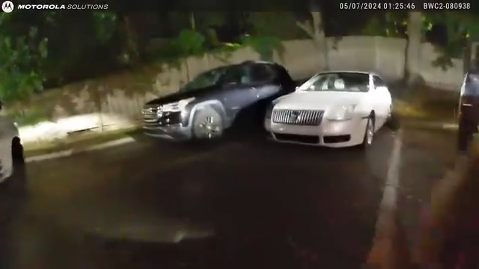 H2407015_254. Entitled Lady Gets Woken Up By Police, Ends Badly