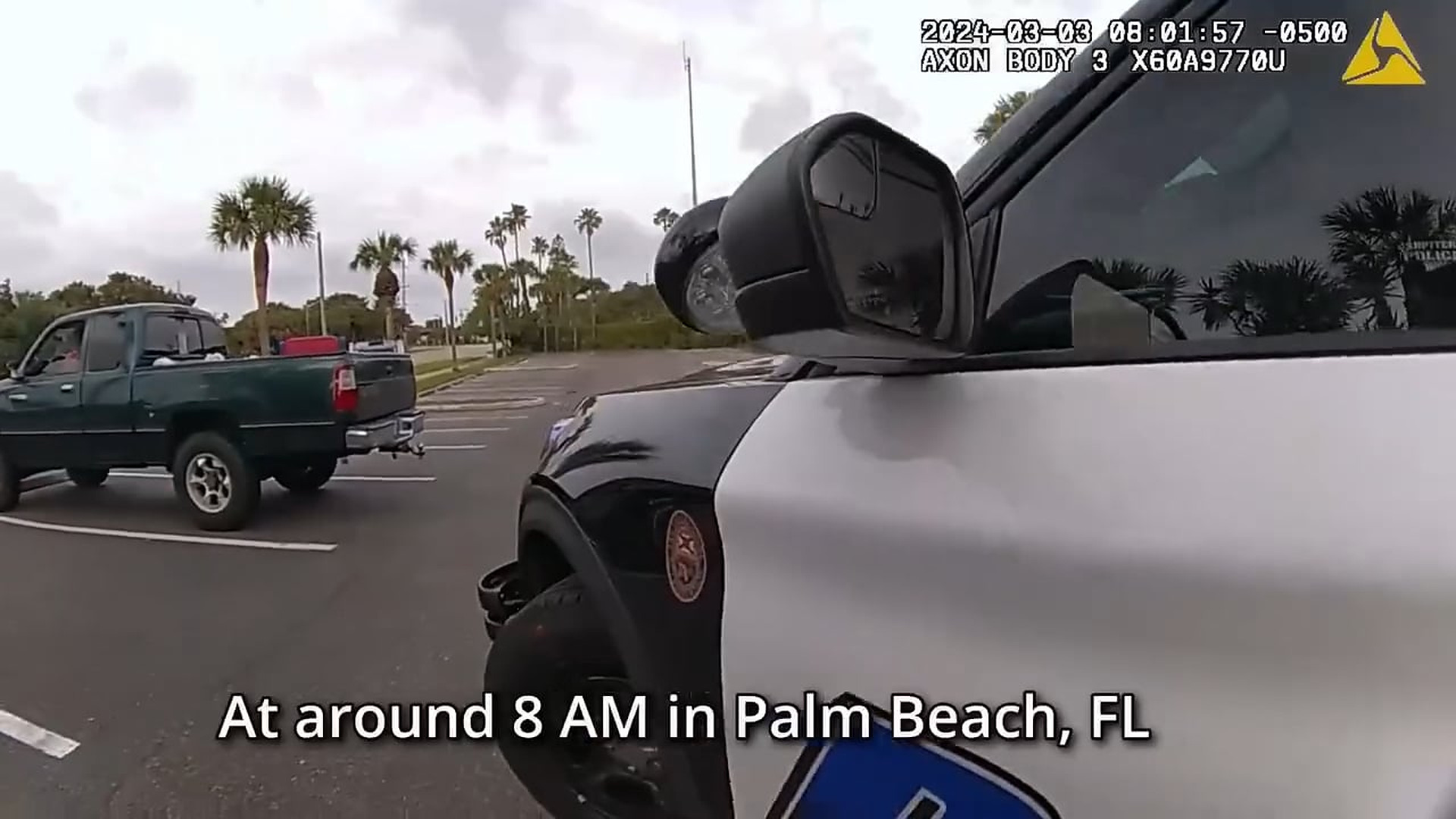 H2907006_Lady With A Warrant Gets Busted And Loses It #usapolice #uspolice #reels #policebodycam #police #facebookreels #story #