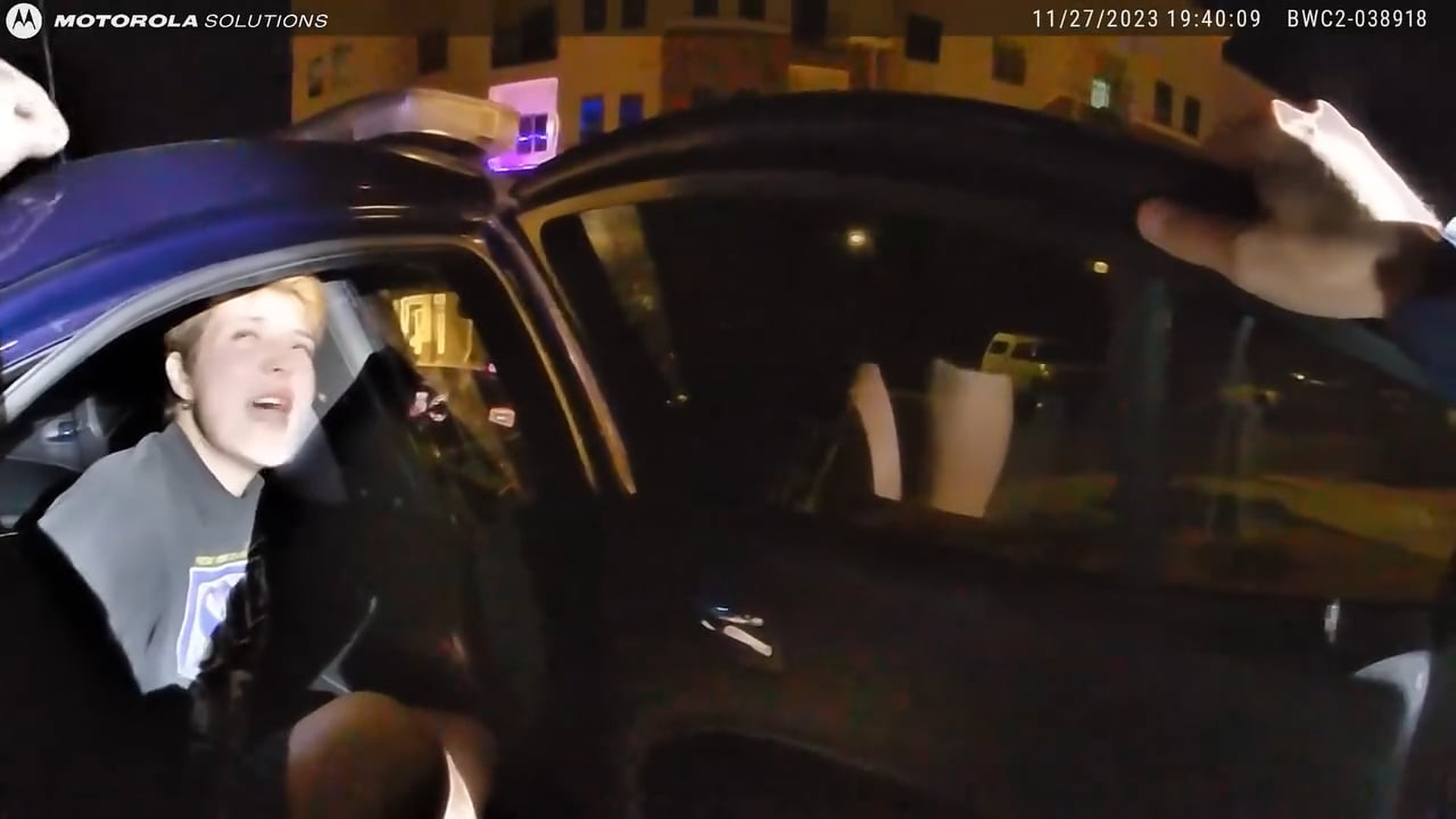 H2907075_Abusive Woman Thinks She Can Lie Her Way Out Of Arrest #uspolice #poilcebodycam #usapolice #officercam #reels #insiderb