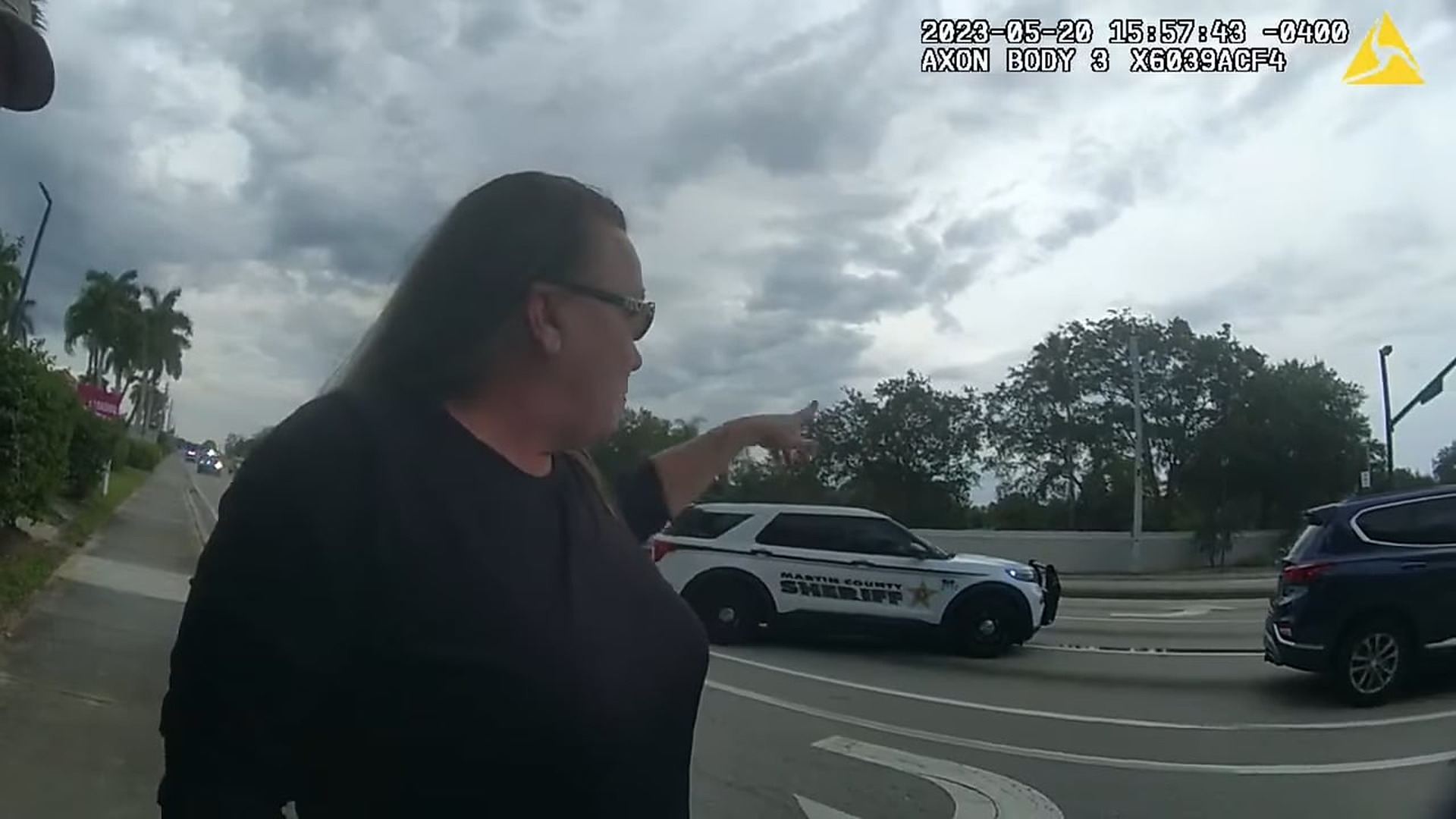 H3107025_Two Women Cause A Major Crash After Stealing Perfumes#police #cops #Crime #Arrest #bodycam