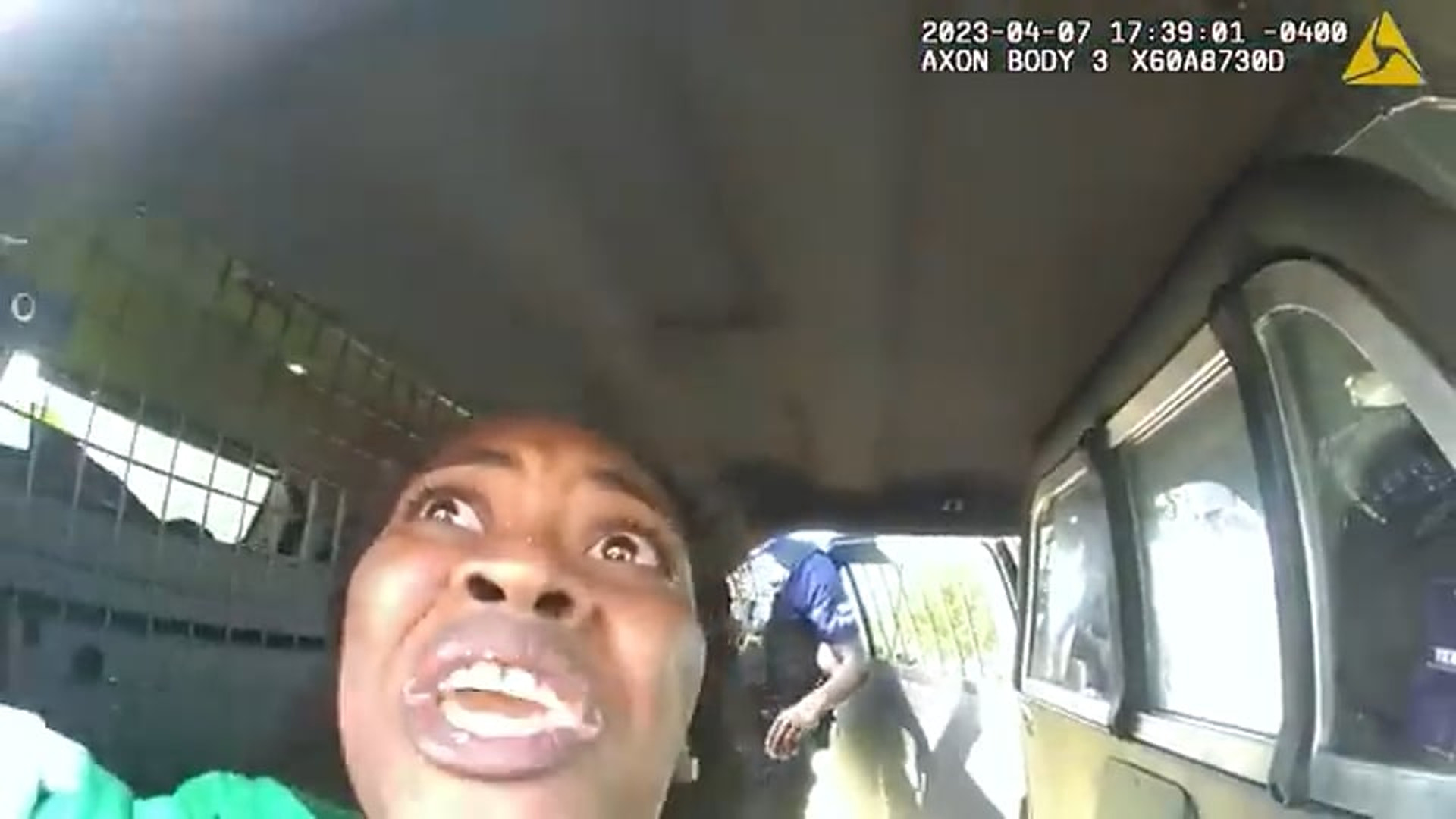 H0508033_All Hell Breaks Loose When Drunk Mom Falls Asleep In A Drive -Thru