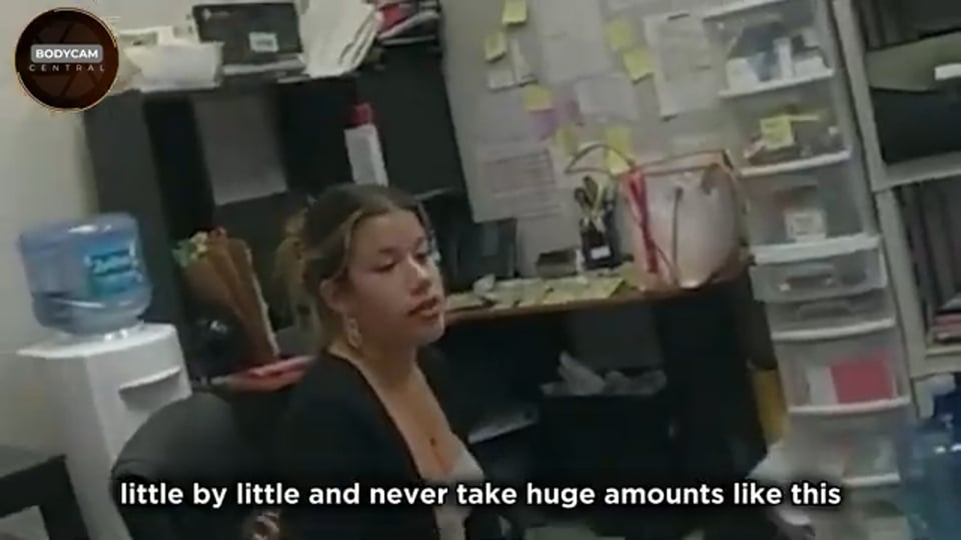 H1408 007_Caught on Camera When Shoplifters Realize They re BUSTED!