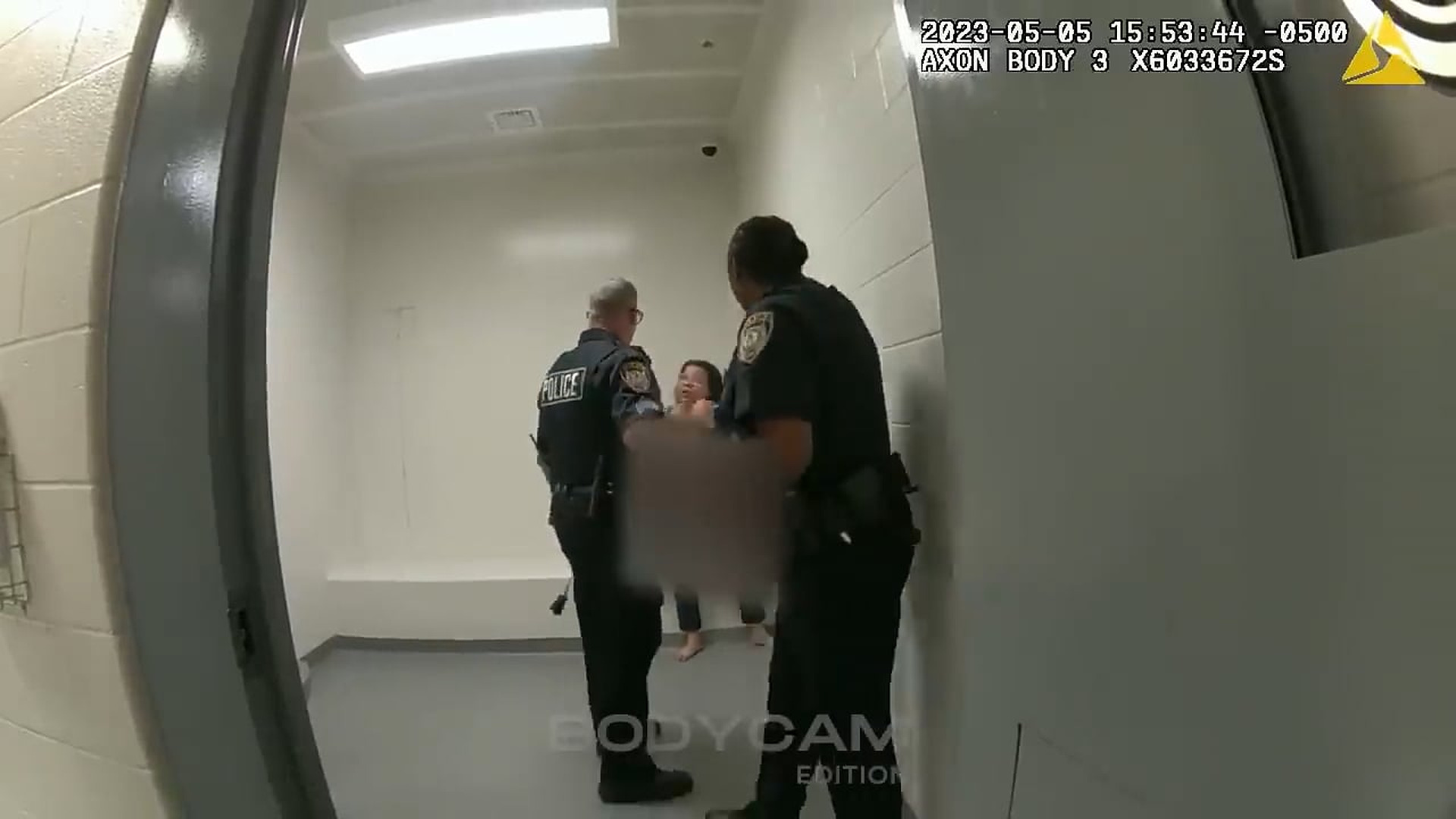 H2208041_Teen Runs to Neighbor to Escape Dangerously Drunk Mother