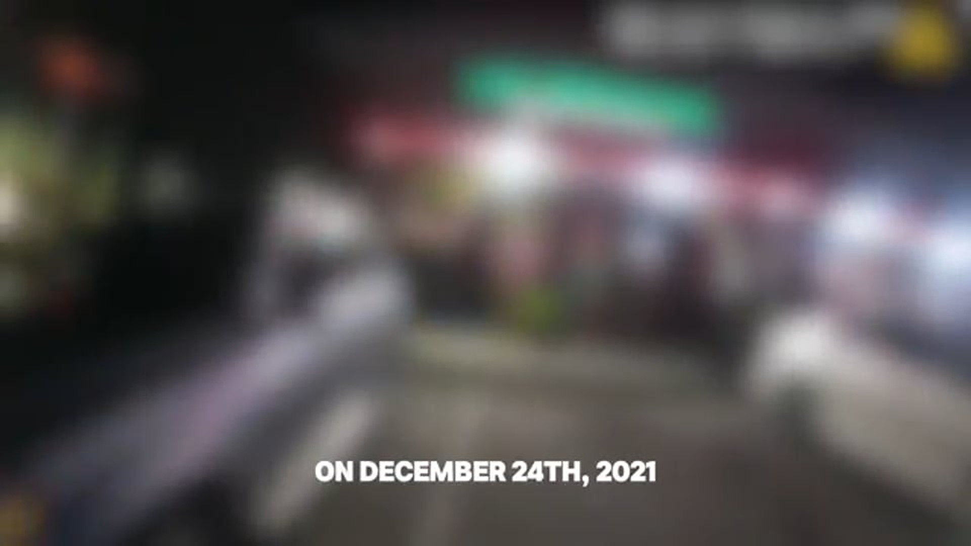 H1209031_Entitled 21-Year-Old Loses Her Mind When Kicked out of Restaurant