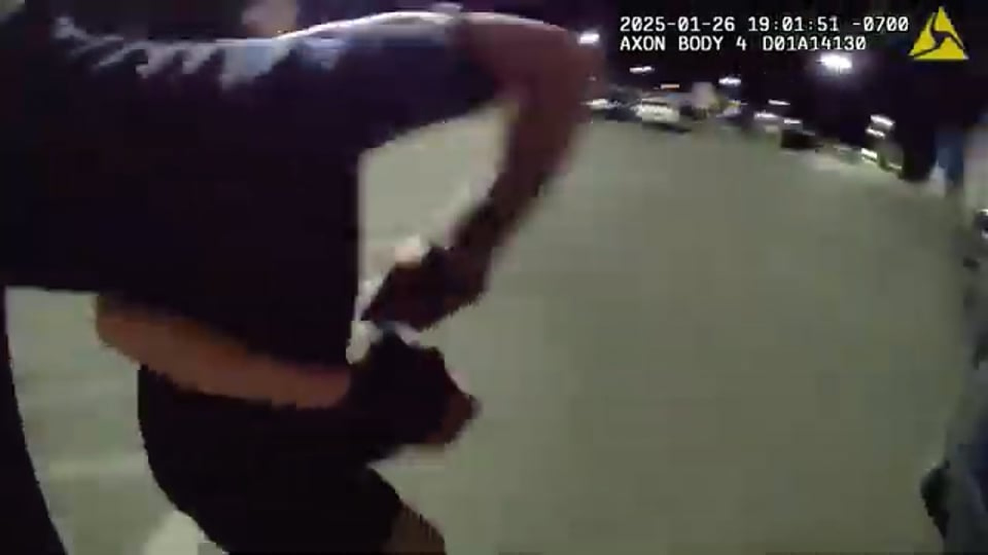 H1609033_Woman Caught Shoplifting Keeps Giving Police the Wrong Name