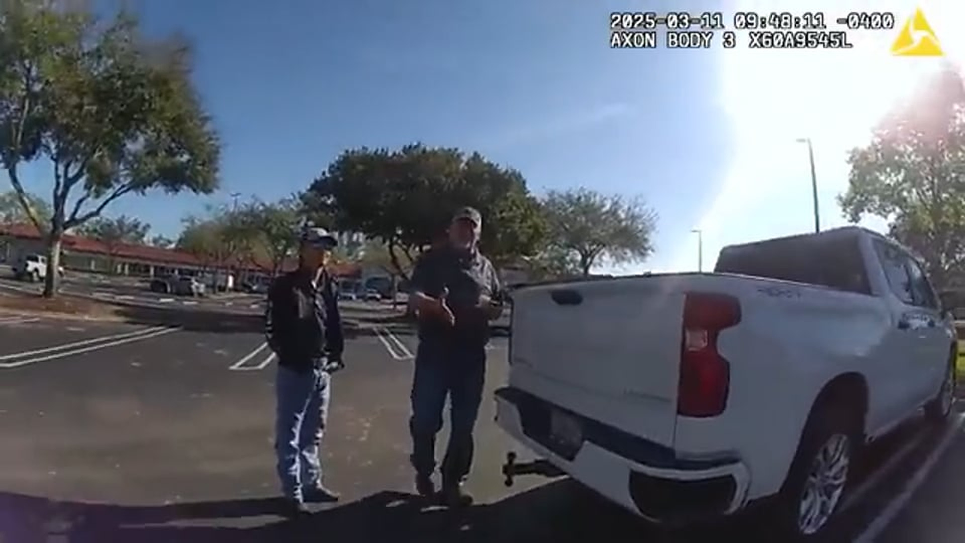 H2809009_Caught on Camera - Employee Pocketing Thousands in Fake Refunds �